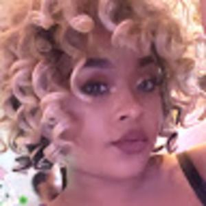 Meet your Posher, Tanae